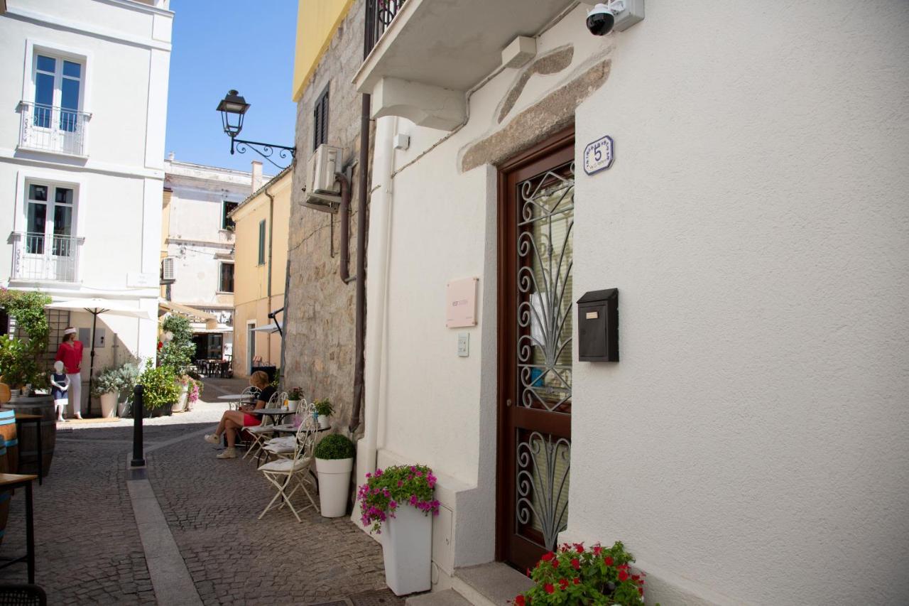 Reef Suites Olbia Exterior foto