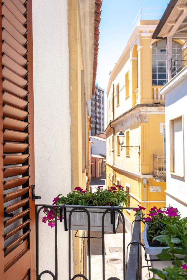 Reef Suites Olbia Exterior foto